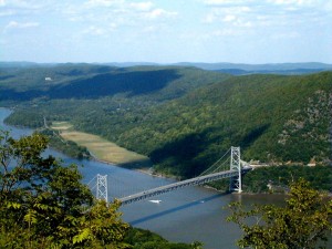 Bear Mountain Bridge over the Hudson, from Wikipedia via Creative Commones